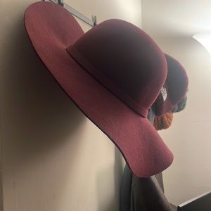 COPY - Tillys deep burgundy classic wool hat